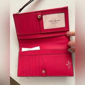 NEW Kate Spade Medium Wristlet